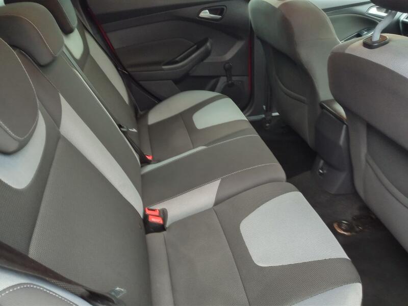 FORD FOCUS
