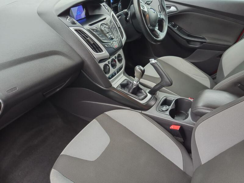 FORD FOCUS