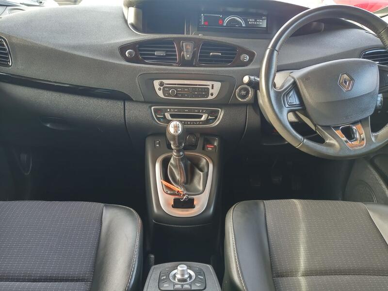 RENAULT SCENIC