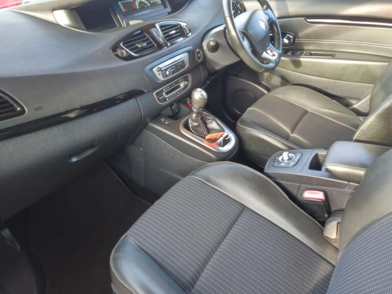 RENAULT SCENIC