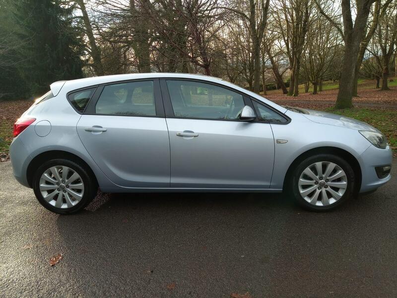 VAUXHALL ASTRA