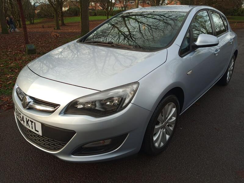 VAUXHALL ASTRA