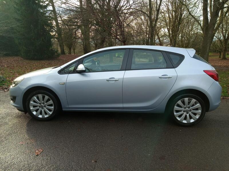 VAUXHALL ASTRA