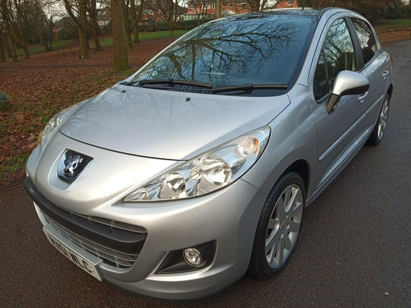 PEUGEOT 207