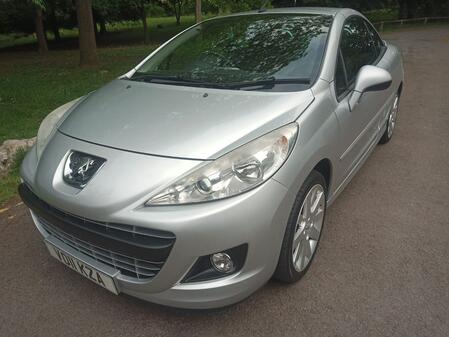 PEUGEOT 207 CC 1.6 VTi GT