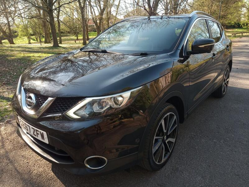 NISSAN QASHQAI 1.5 dCi Tekna